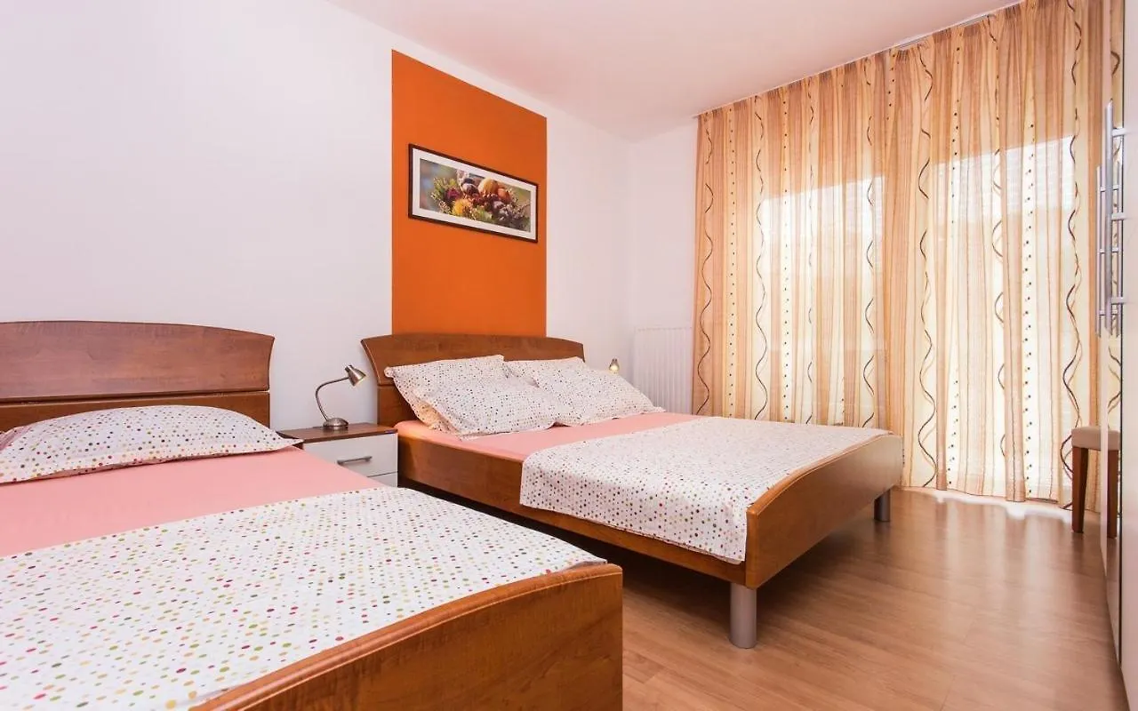 Apartments In Vrbnik/Insel Krk 36005 Croatia